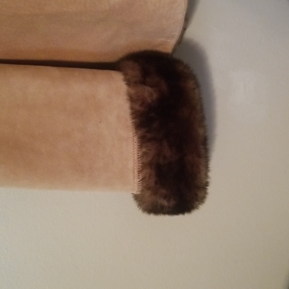 Jacket - Picture 4 of 4